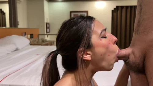 หนังโป๊ฝรั่งซับไทย ครูสาวหน้าตาสวยนมใหญ่ ถูกนักเรียนหนุ่มชวนเย็ดในบ้าน จับกระแทกท่าหมาบนเตียงนุ่ม ซอยหีรัวครางเสียว นมสั่นไหวทุกจังหวะ ก่อนแตกในหีอย่างมันส์