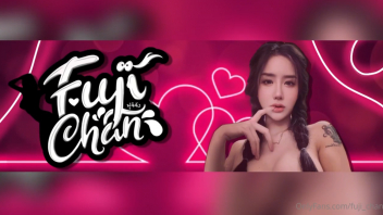 Av Enkai & Fuji_Chan คลิปหลุดน้องฟูจิ Onlyfans Xxx  สาวไทยนมใหญ่โกอินเตอร์นักแสดงโป๊ญี่ปุ่นถึงกับมาคอลแลปส์ด้วย เมืองไทยขึ้นชื่อเรื่องกระเด้าหีเลยอยากลองสักครั่ง บินลัดฟ้ามาเย็ดสาวสักลายยากูซ่าตรงรุ่นสุดๆ